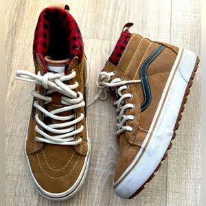 Boys Vans Sk8-Hi MTE-1 Shoe Plaid Brown/ Black size 3 High Tops